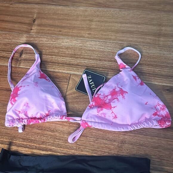 Zaful shade & shore triangle pink tie dye bikini black cheeky high rise bottoms - Picture 2 of 8